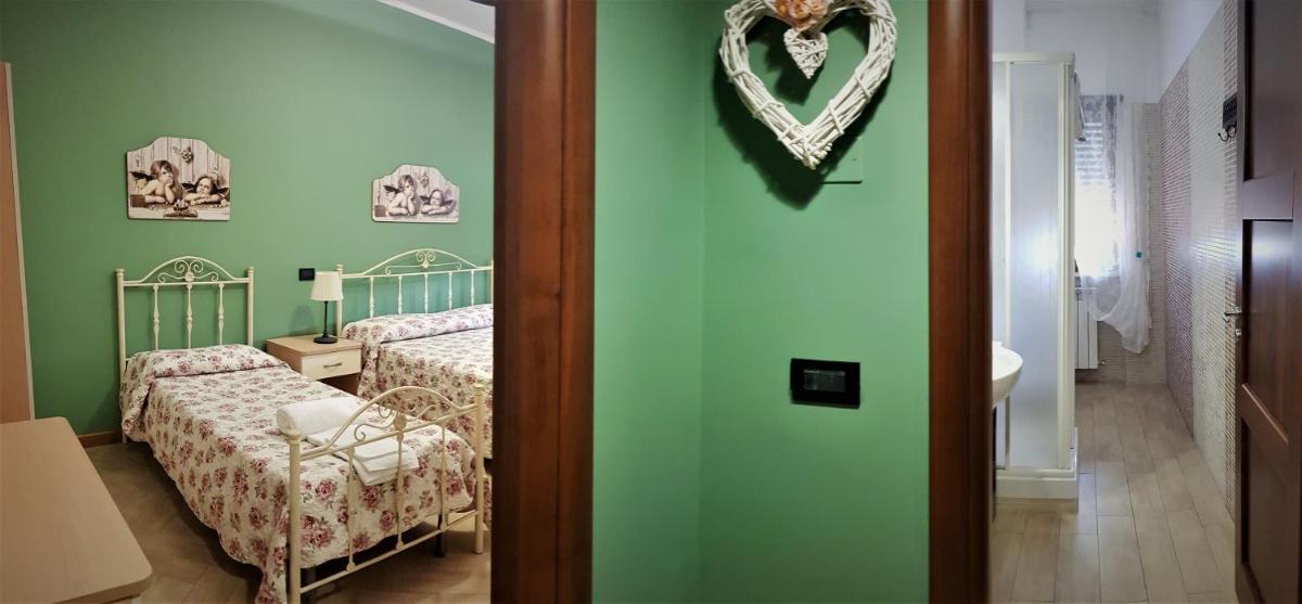 Glamour Bed & Breakfast - Housity