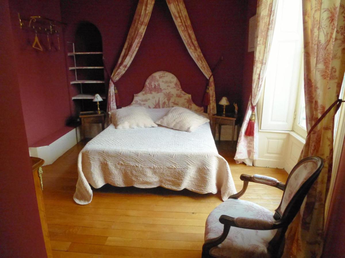 Chateau de la Voute - Housity