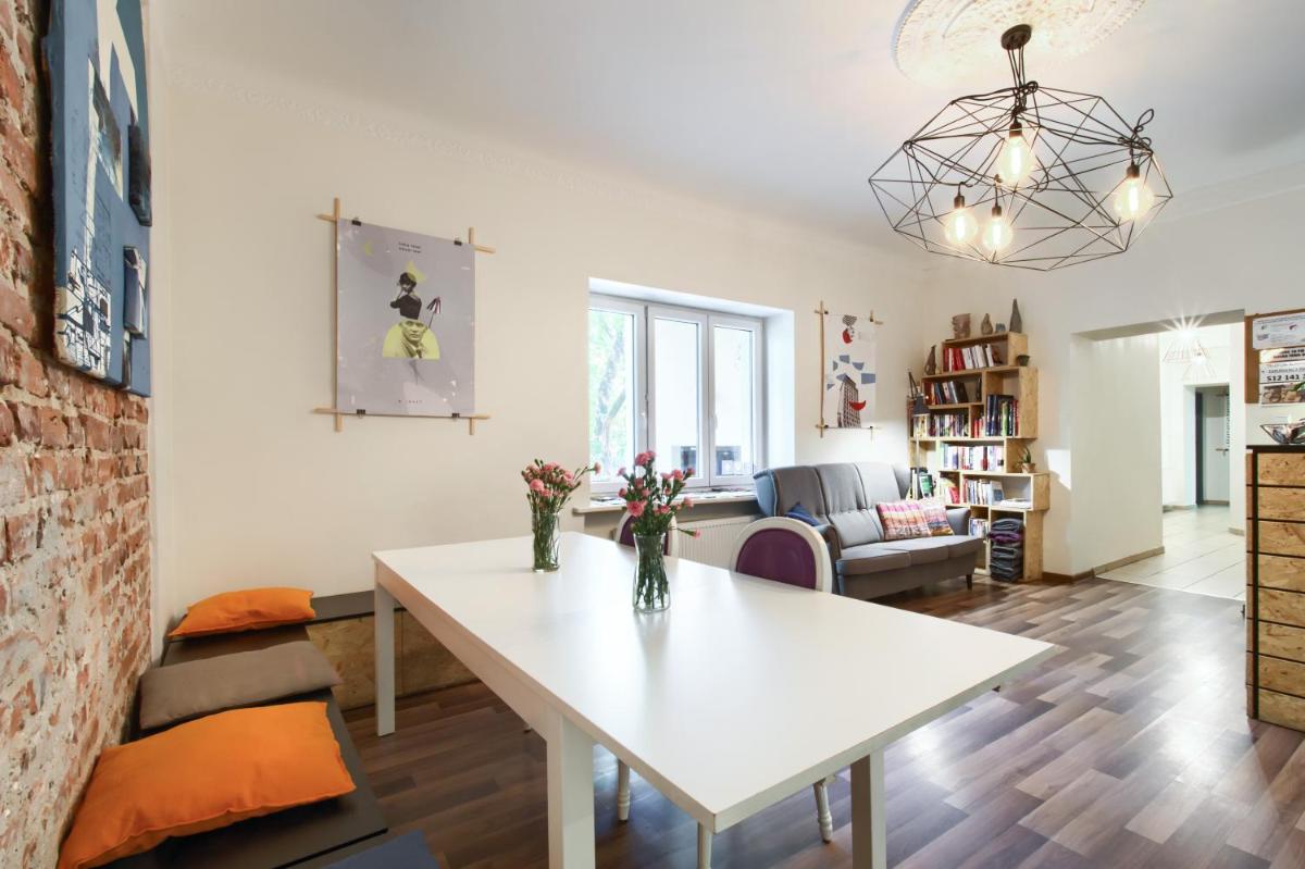 Lull Hostel - Housity