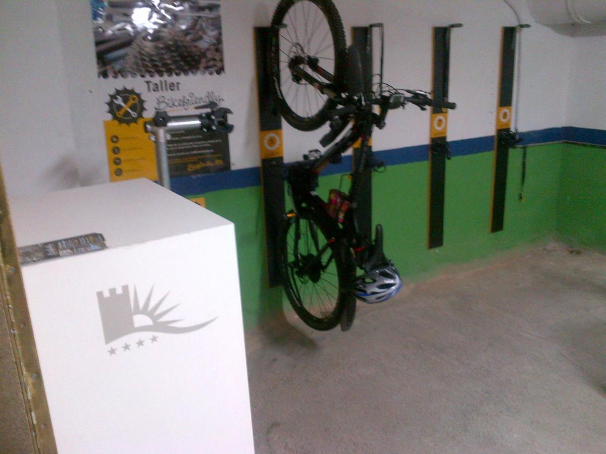 Montar en bicicleta en Gran Hotel Peñiscola o alrededores