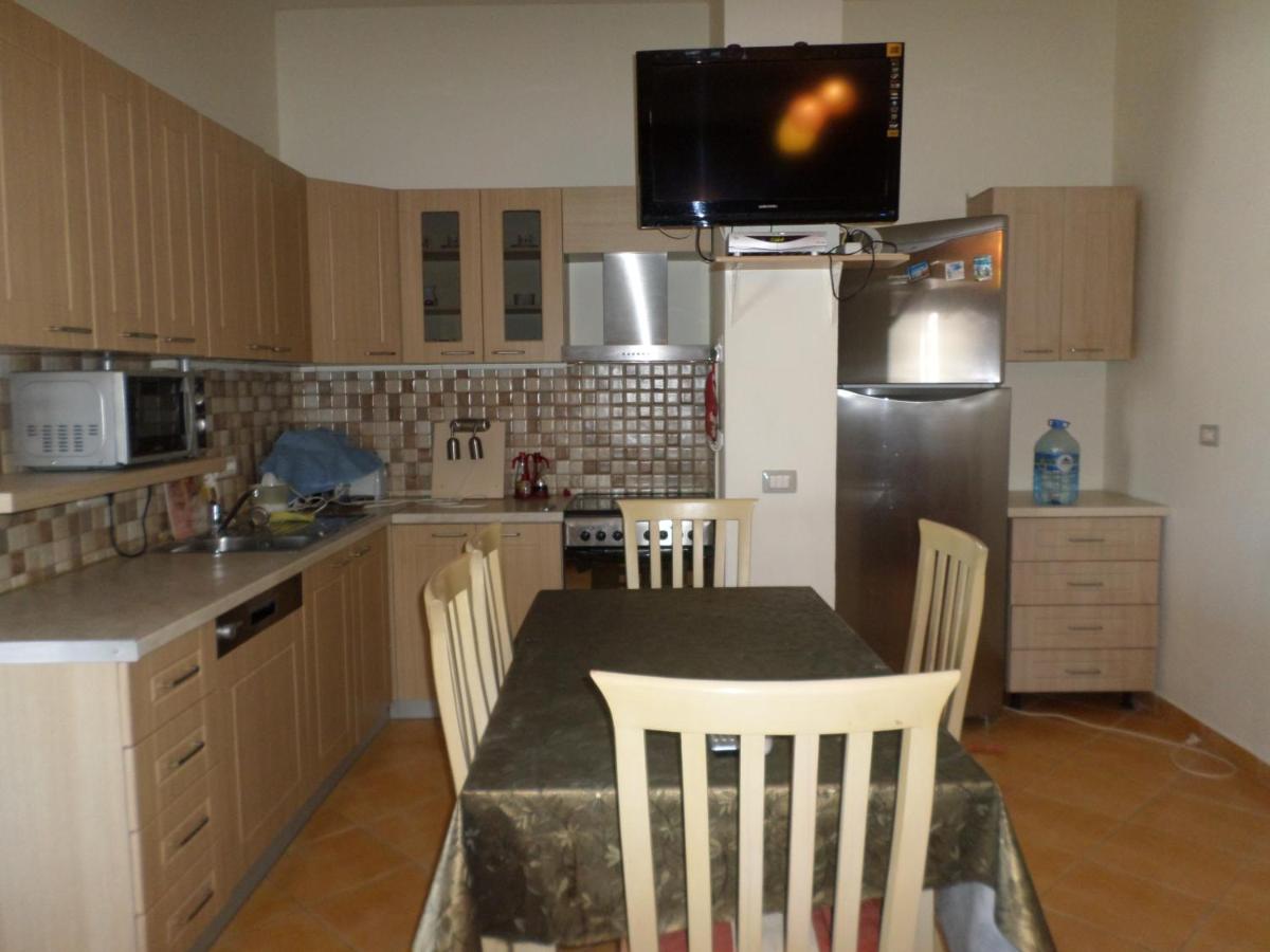 Aldom Apartments - Housity