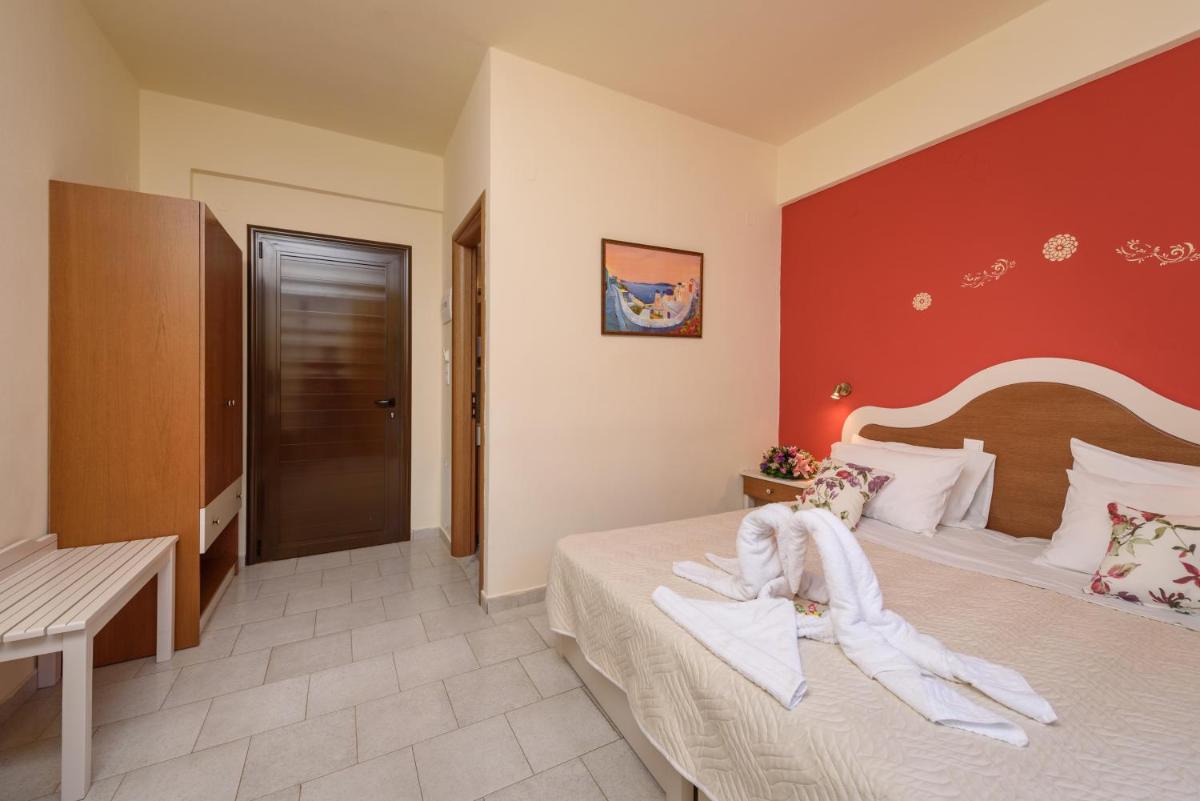Antigoni - Housity