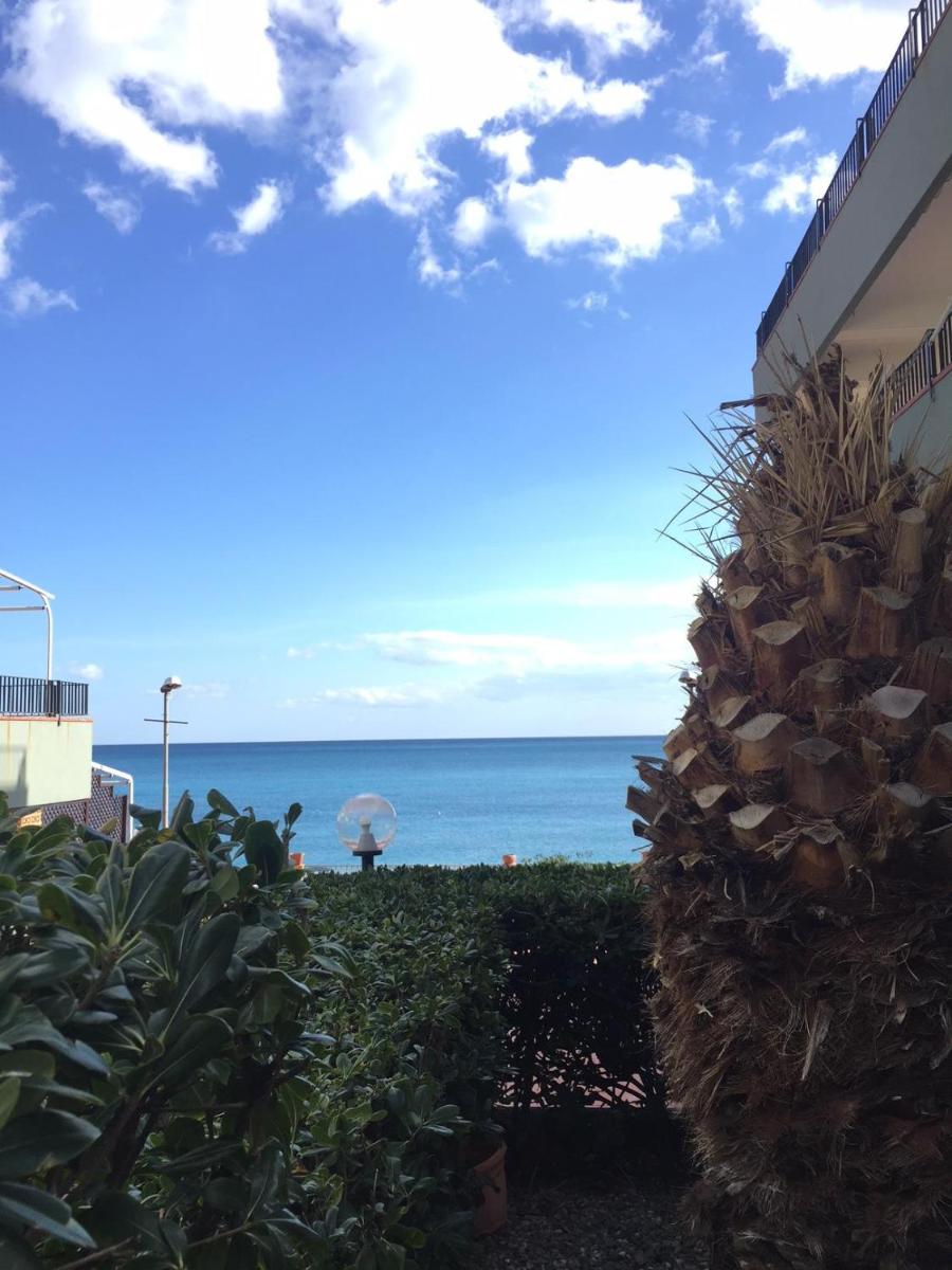 Holiday House Letojanni - Housity