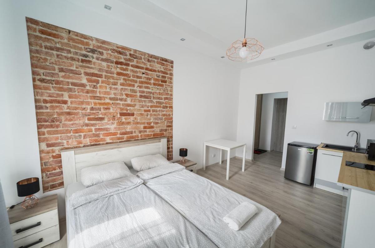 White Vision Apartment - Housity