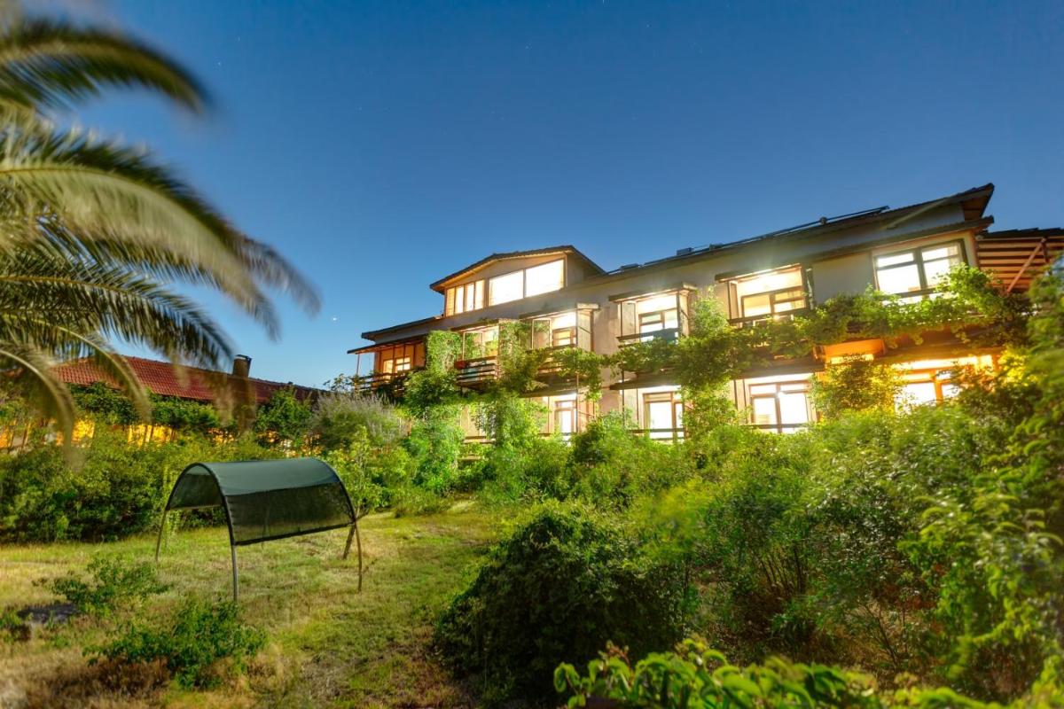 Assos Terrace Hotel - Housity