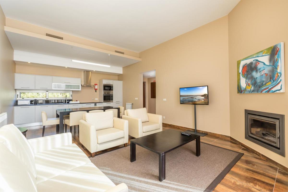 A cozinha ou kitchenette de AP Lago Montargil - Conference & SPA