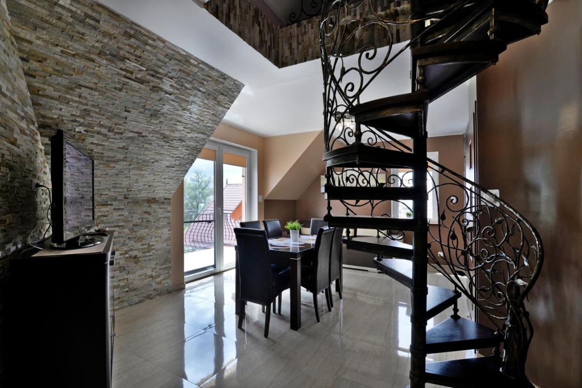 APARTAMENT PIOTR i PAWEŁ 8 os KRYNICA MORSKA DELUXE 2 poziomy - Housity