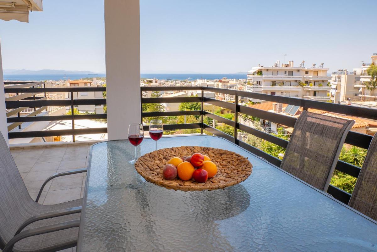 Suitetrails - Rhea - Glyfada Sea View apartment