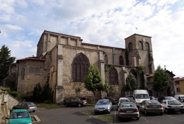 Le Medieval - Housity
