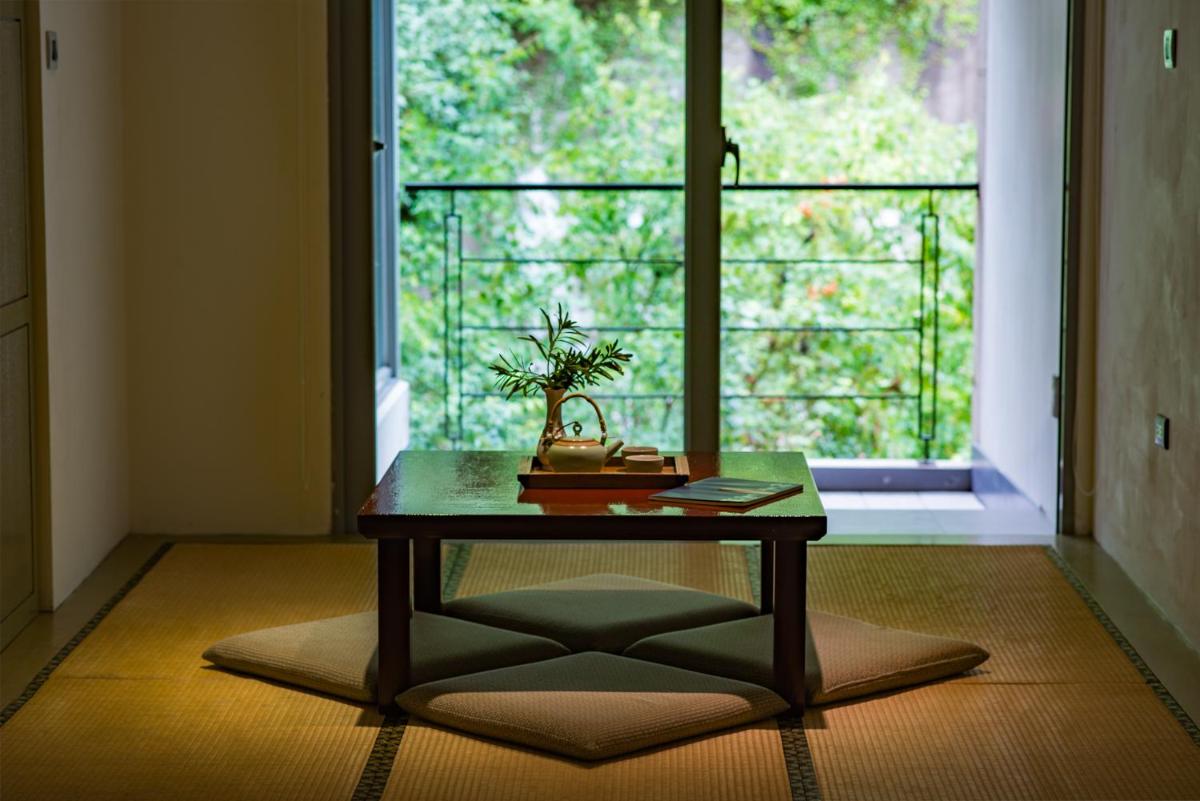 Cedarwood Villa - Housity