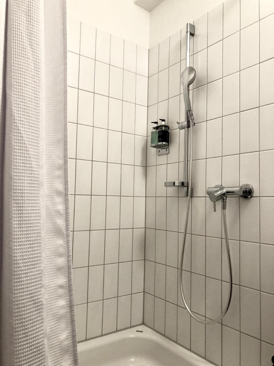 Townhouse Boutique Hotel - Housity