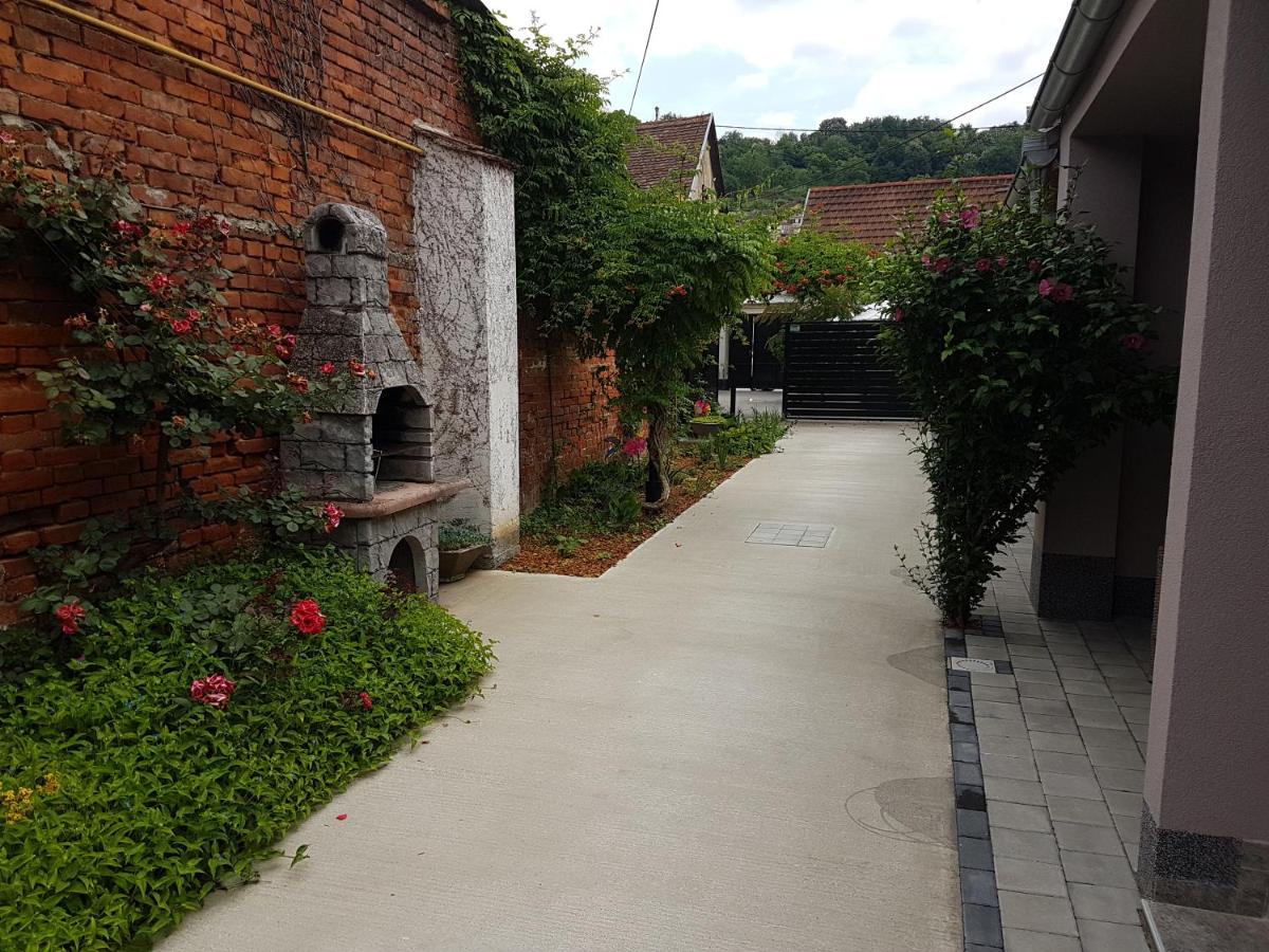 NunaNina apartmani - Housity