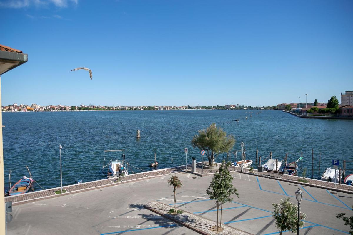 Casa Lagunare Ormeggio 12 - Housity