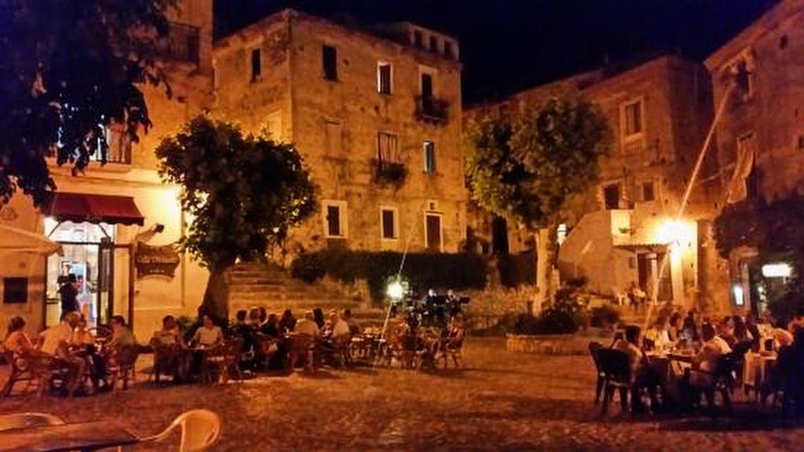 Suitetrails - Scalea Historic Center Apartments