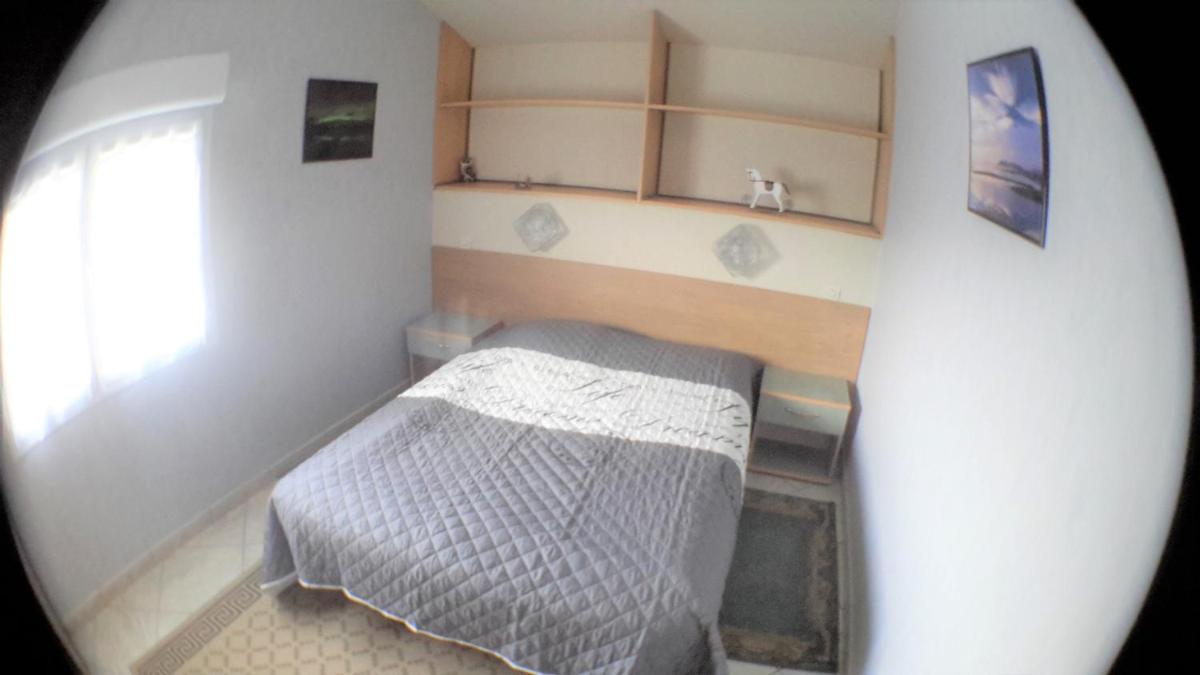 Ti Jaclou - Housity