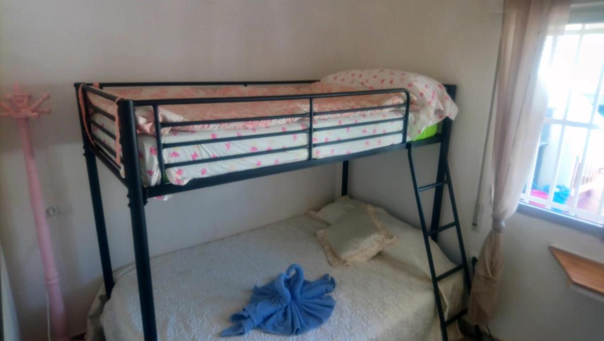 Bed & Breakfast on the Beach - Housity