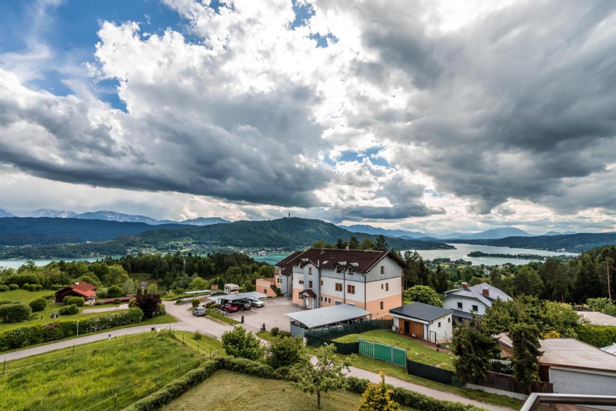 Urlaub für Mensch und Tier - Appartements Pirkhof - Housity