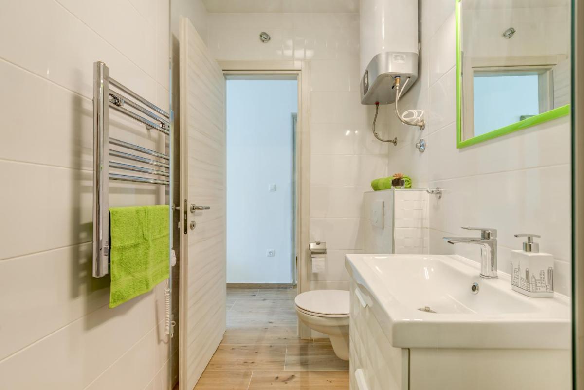 Coloured rooms - Housity