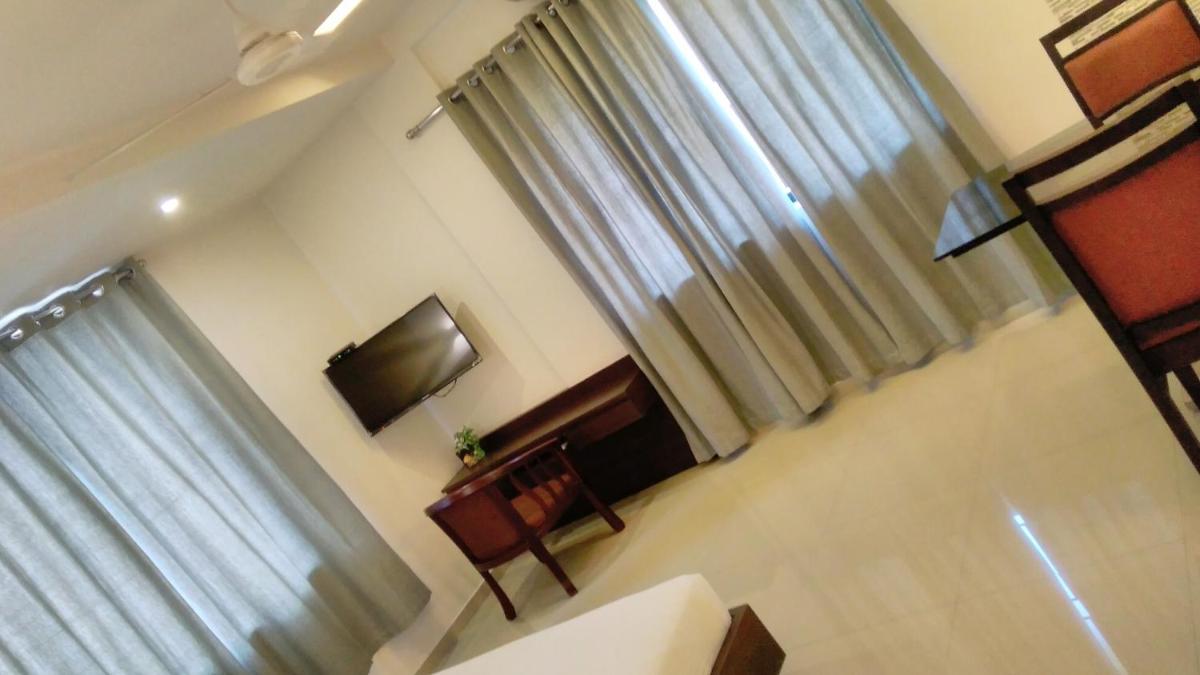 Nalanda Inn - Housity