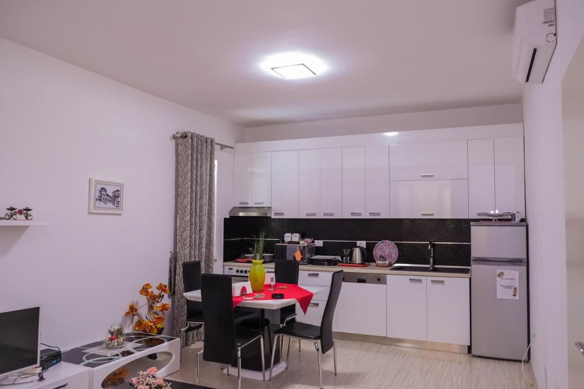 Ariadnes Apartments - Housity