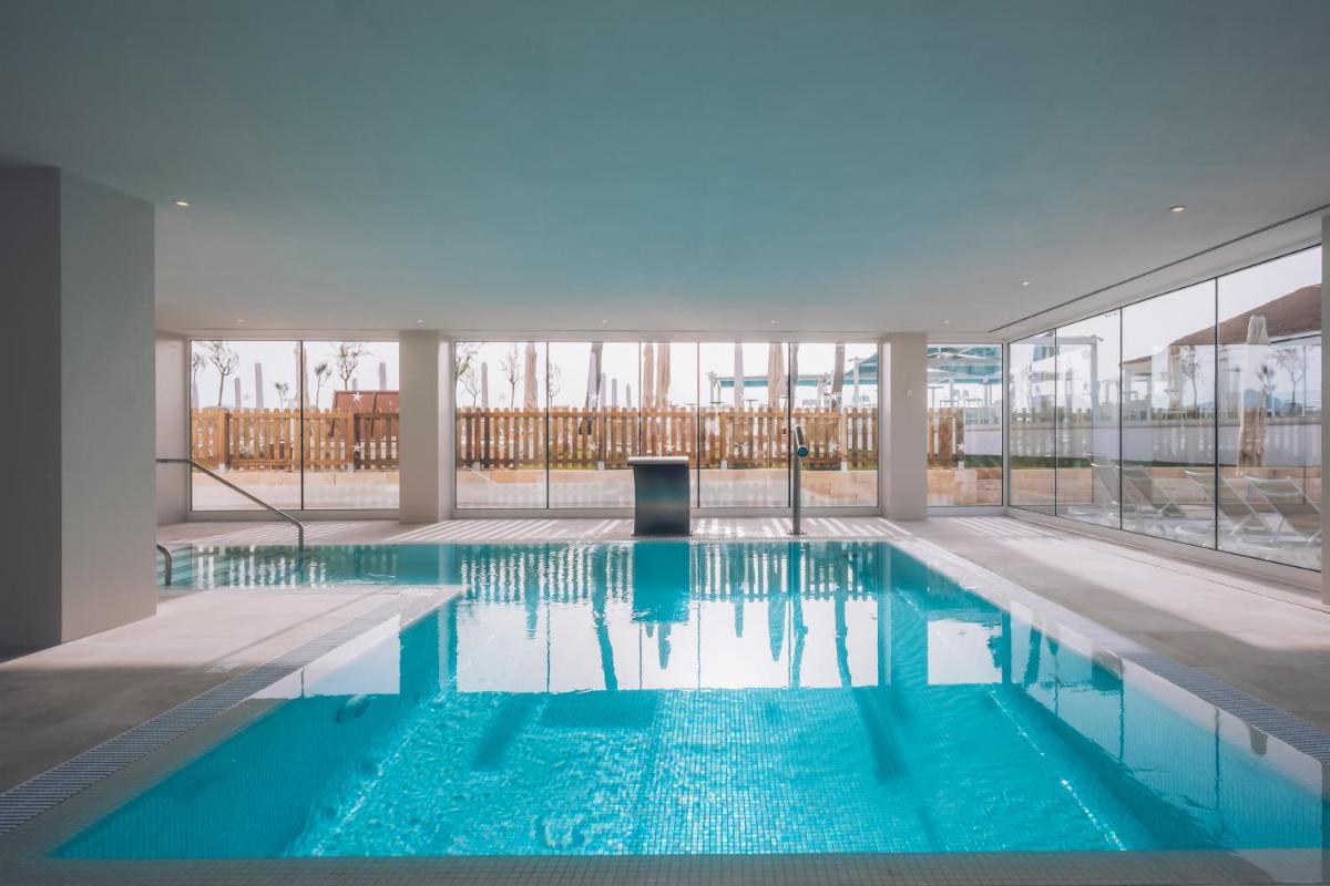 Piscina en o cerca de Iberostar Waves Alcudia Park