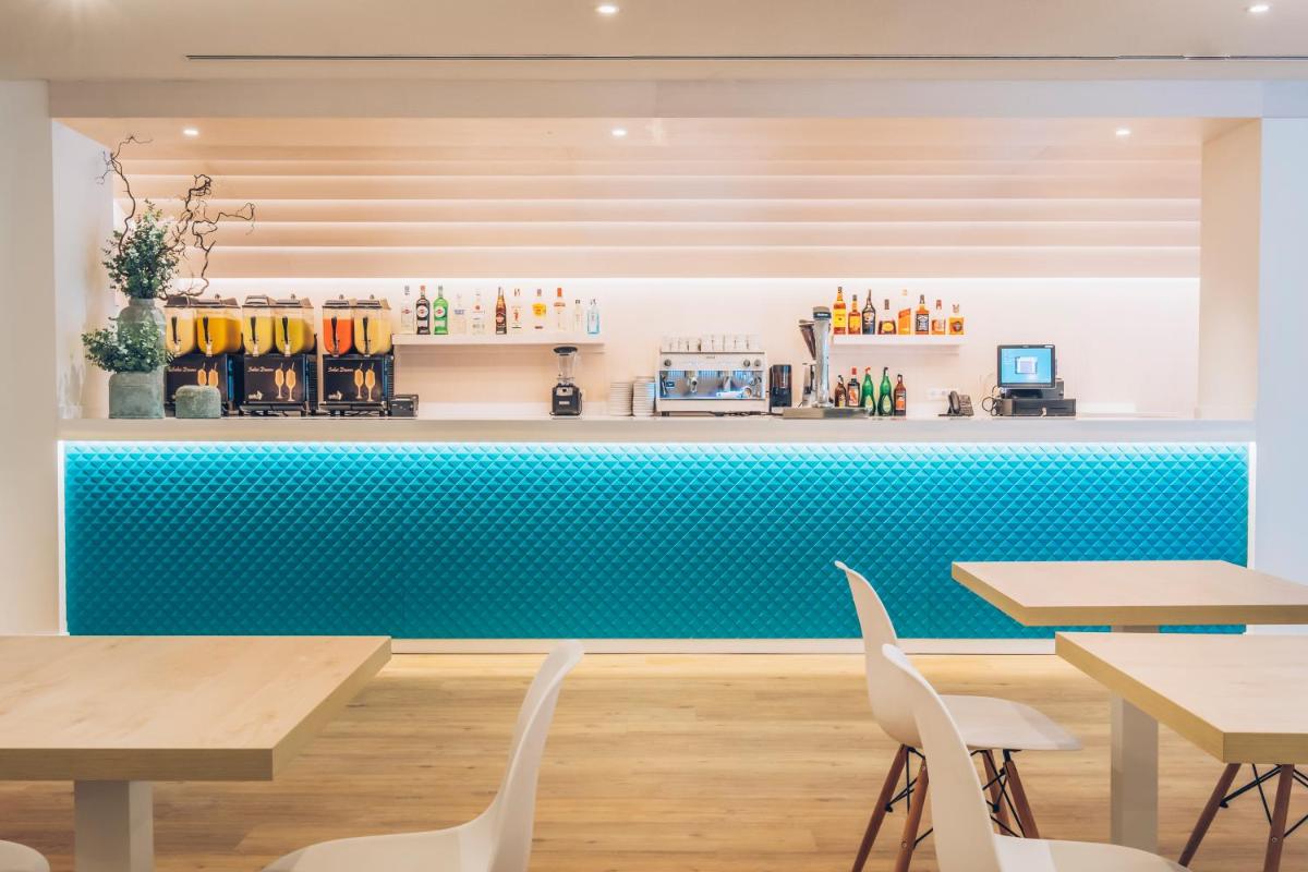 Bebidas en Iberostar Waves Alcudia Park