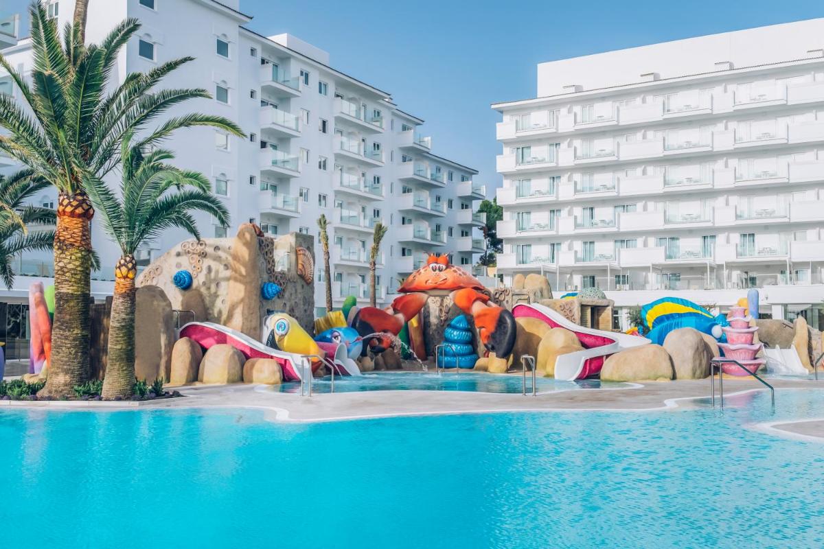 Piscina en o cerca de Iberostar Waves Alcudia Park