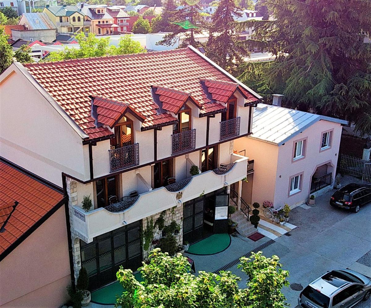 Apartments Aleksandra Cetinje - Housity