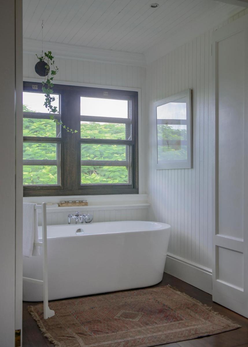 Torburnlea Homestead Luxury Accommodation - Housity