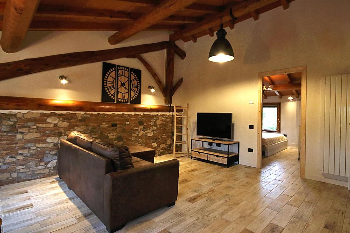 LA MAESTA' - Housity