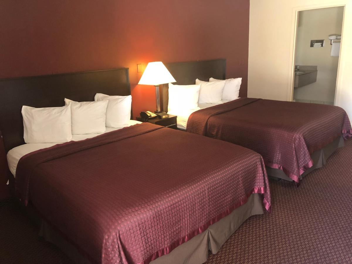 Regal Inn Chicago O'Hare - Franklin Park - Housity