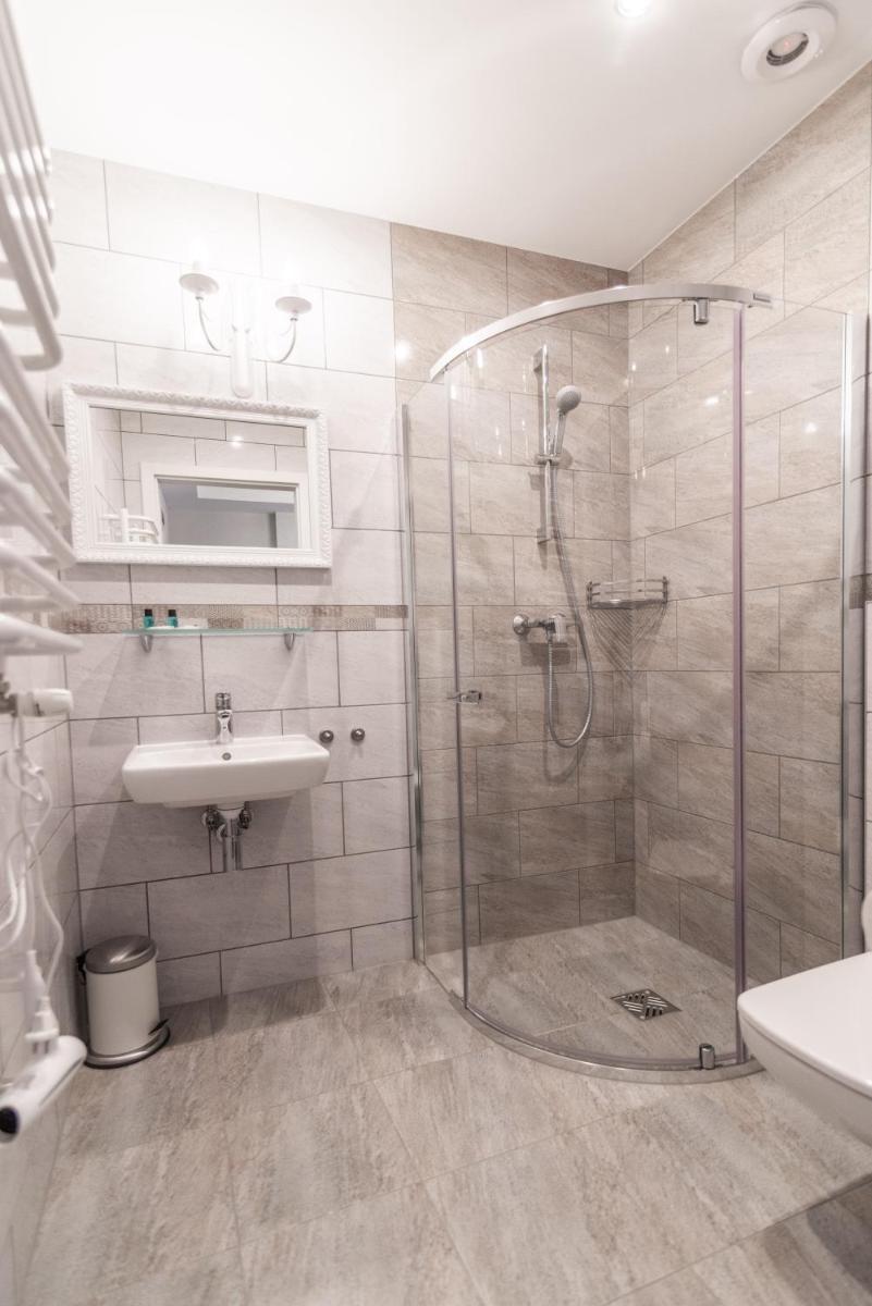Premium - Bed & Breakfast - Housity