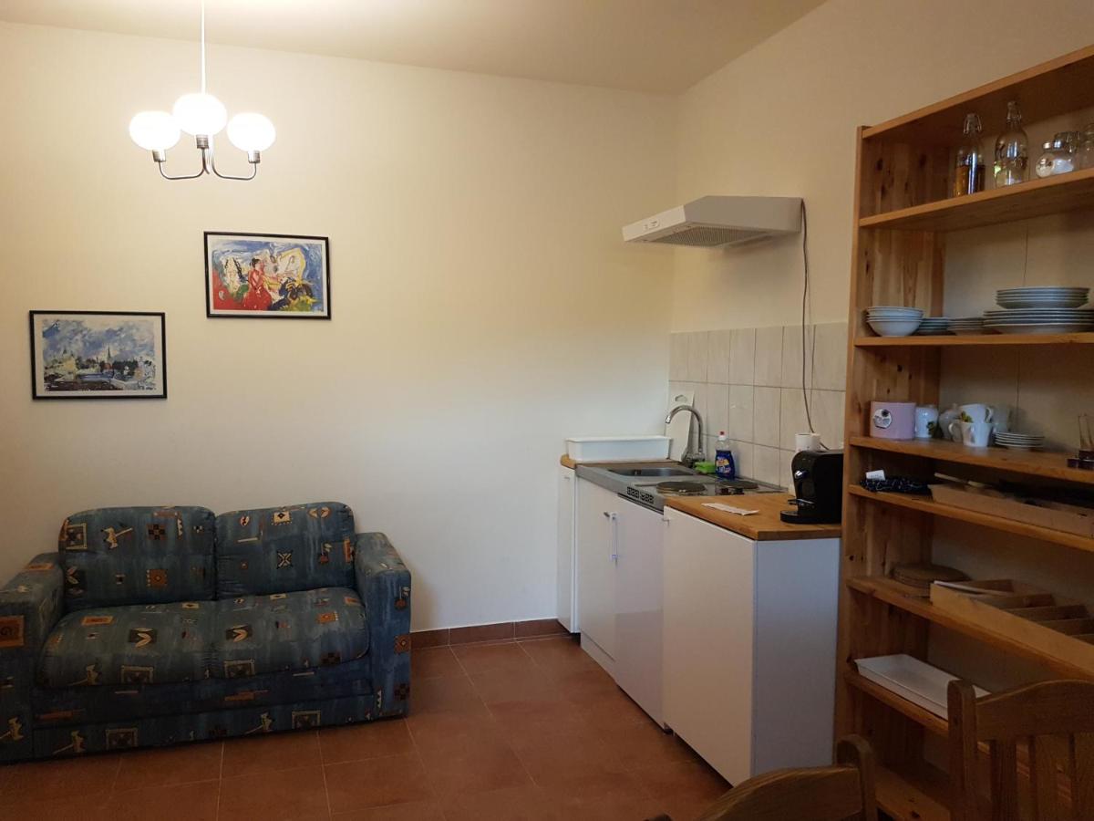 ARTEMIS FARM Apartment4 - Housity
