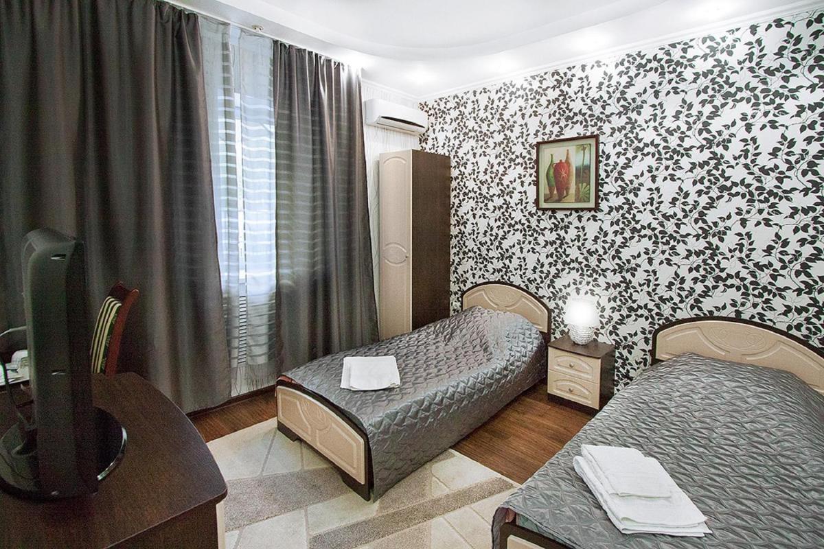 Piramida Hotel - Housity