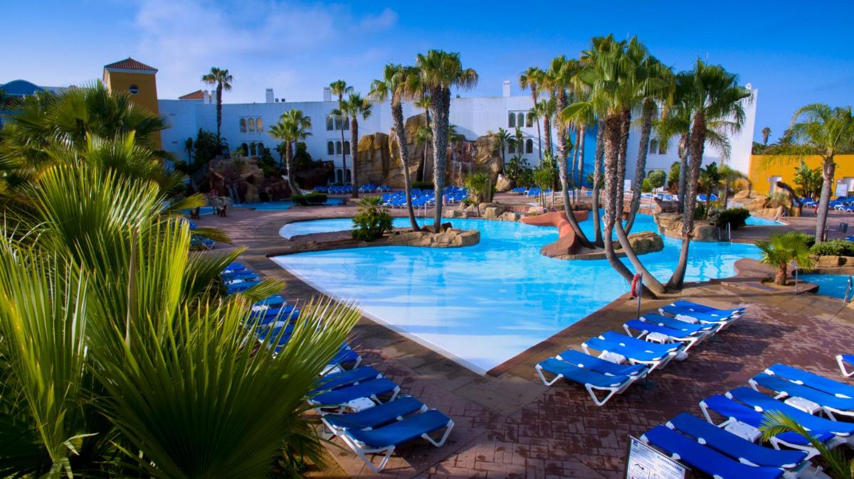 Piscina en o cerca de Playaballena