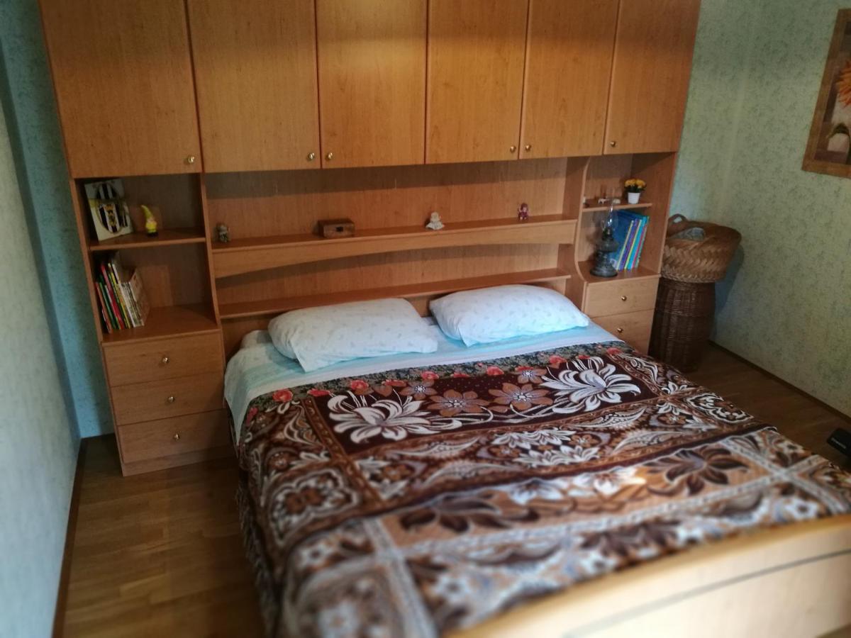Holiday Home Pri Portolanih - Housity
