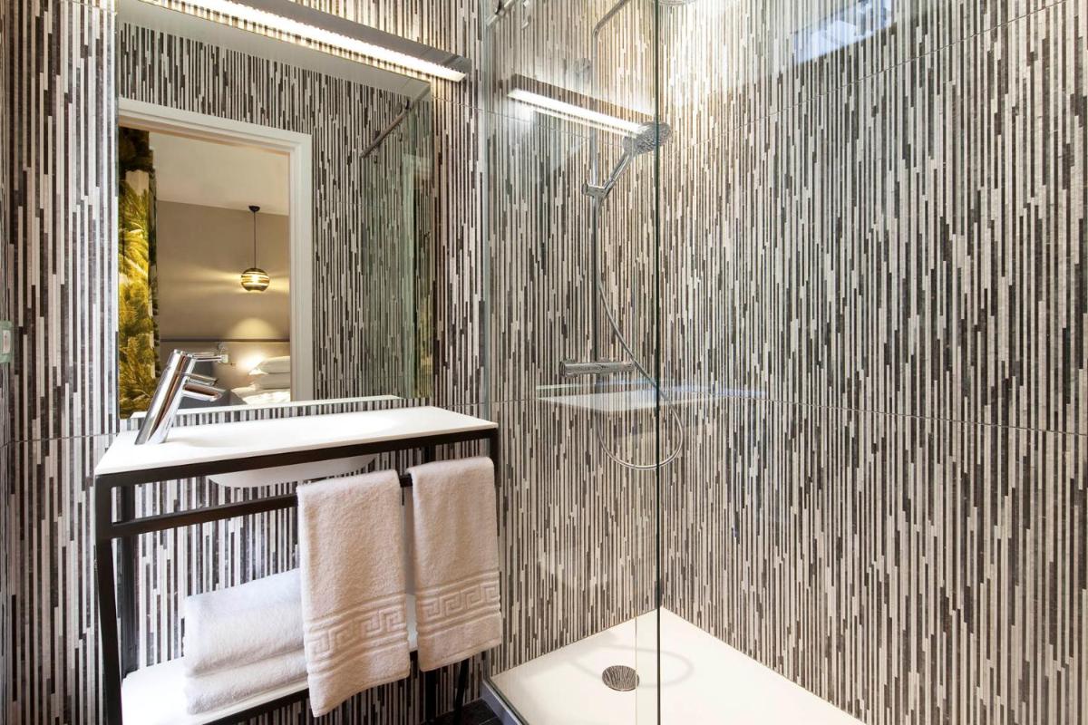 Salle de bains dans l'établissement Hotel Eden