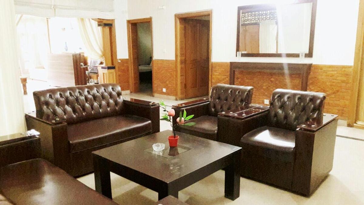 Islamabad Royal Inn - Housity