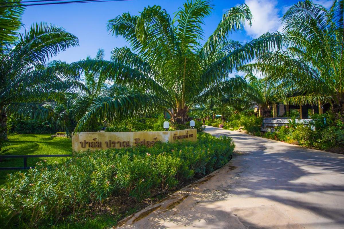 Palm Pran Resort - Housity