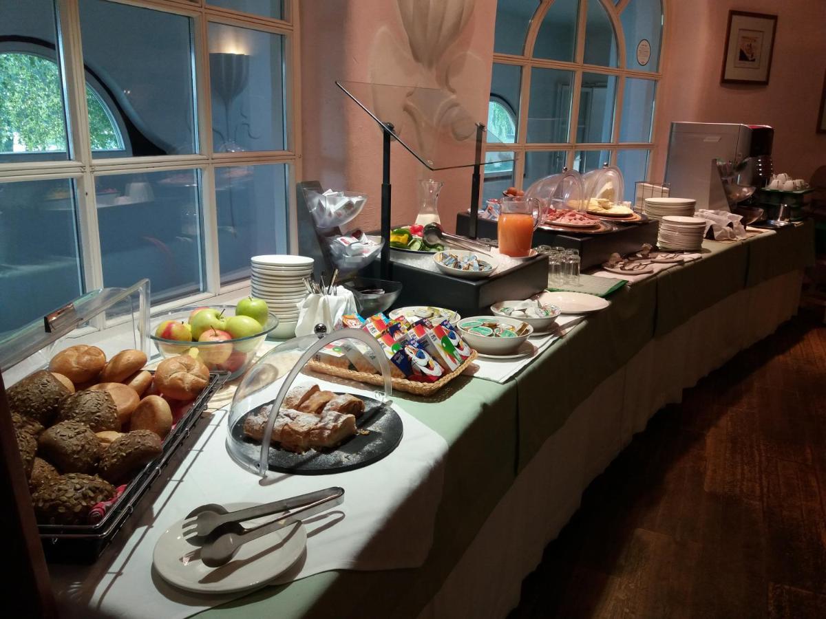 Seminarhotel Göttlesbrunn - Housity