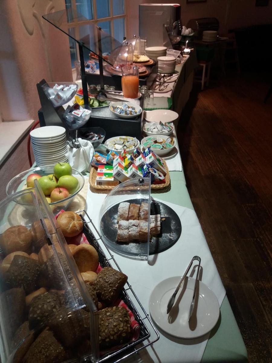 Seminarhotel Göttlesbrunn - Housity