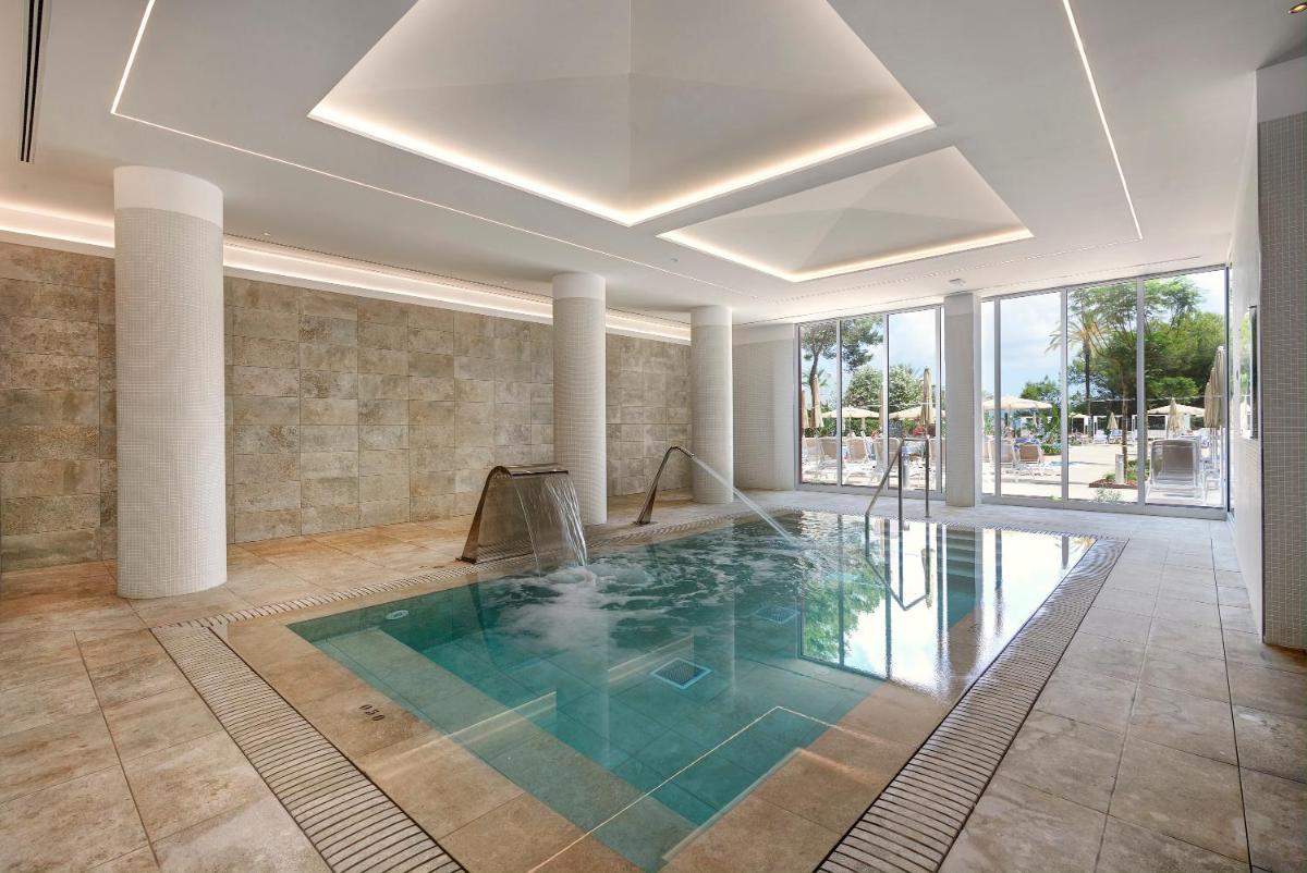 Piscina en o cerca de Hipotels Bahia Cala Millor - Adults Only
