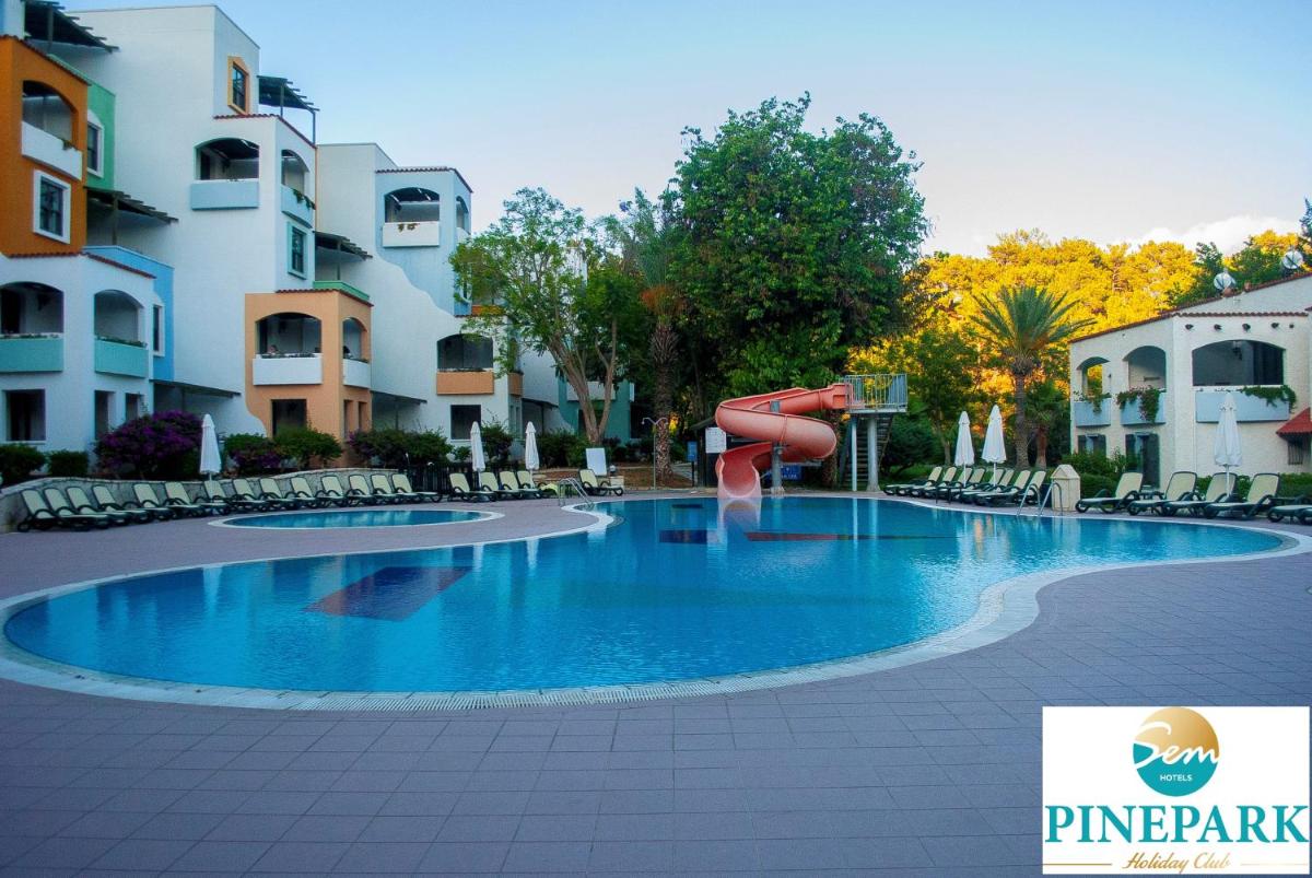 Pine Park Holiday Club - Housity