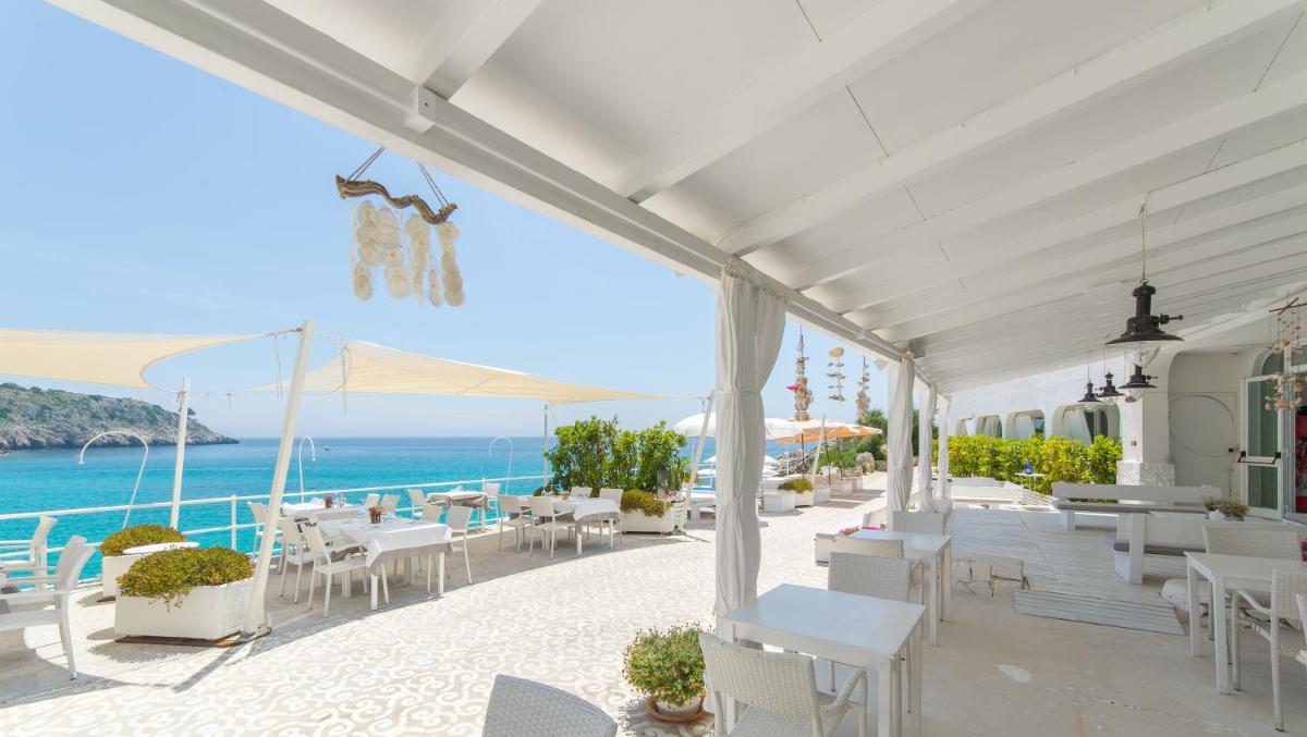 Hotel La Roccia - Housity