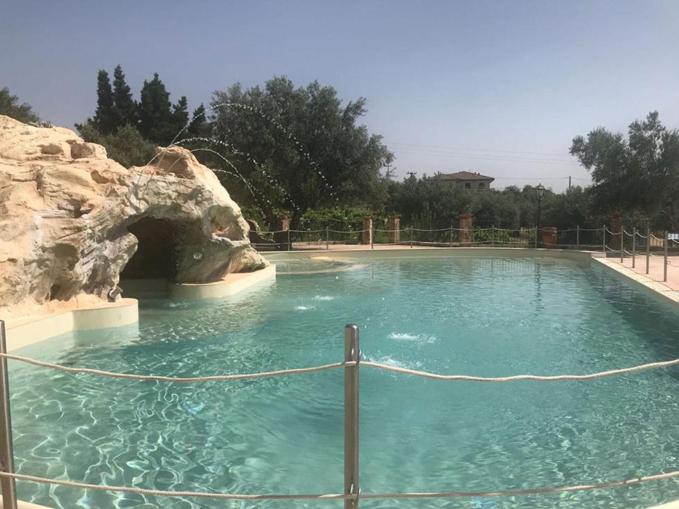 UNA HOTELS Tenuta Contessa Farm & SPA Cosenza - Housity