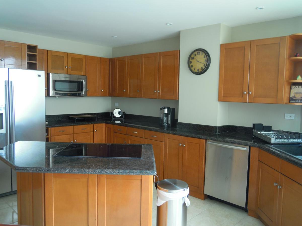 Suitetrails - Calfia Condo