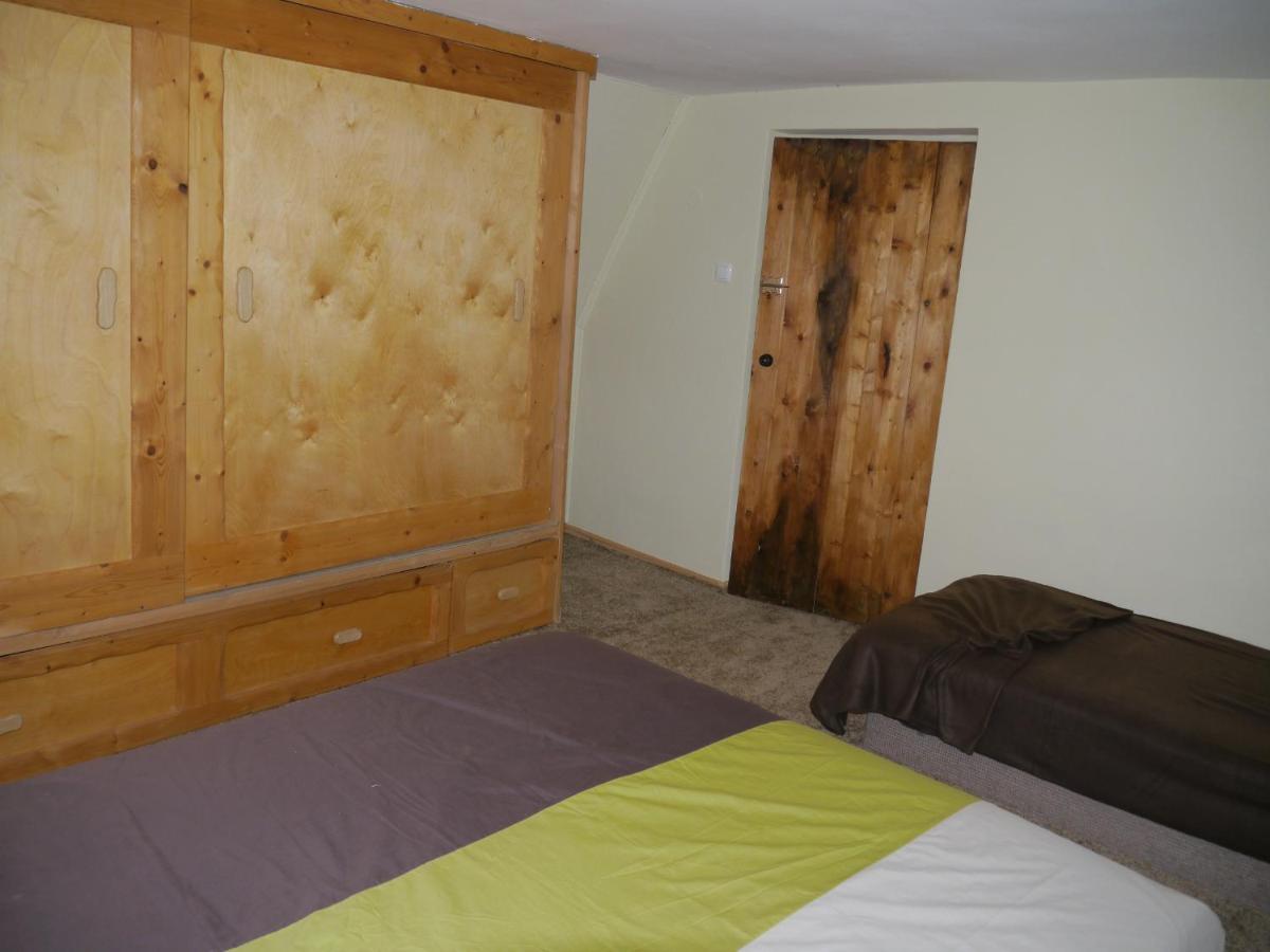 SZARVASKŐ NYARALÓ/ DEER ROCK COTTAGE - Housity