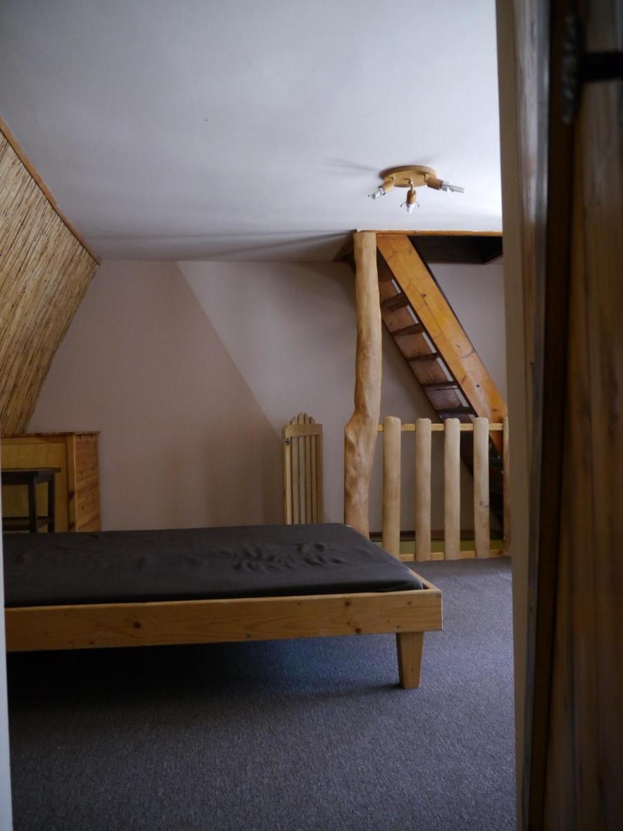 SZARVASKŐ NYARALÓ/ DEER ROCK COTTAGE - Housity