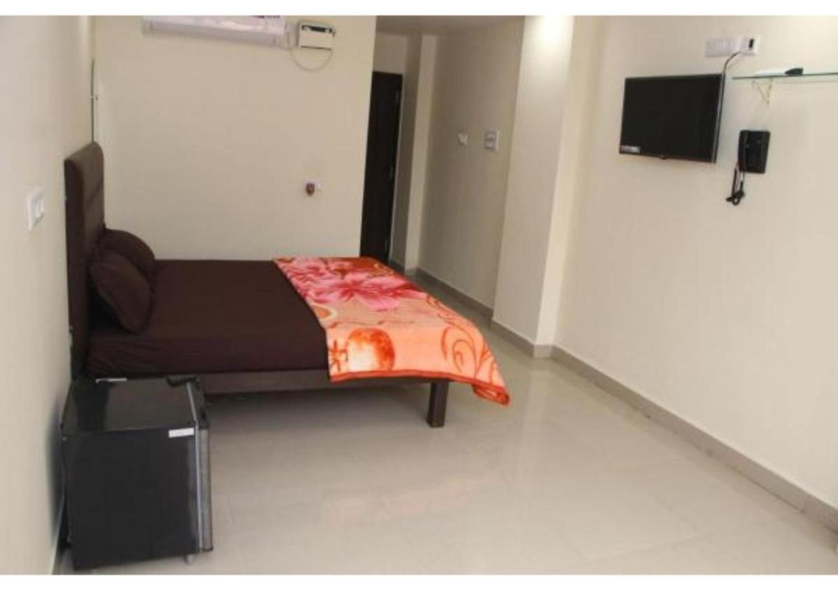 Comfy Flat in-vicinity of Calangute Beach - Housity