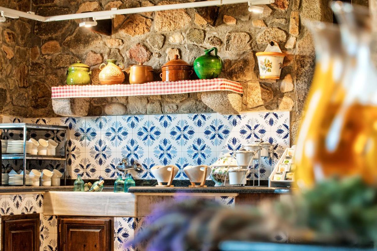 Una cocina o zona de cocina en Mas Tapiolas